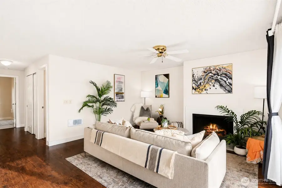4904 81st Place Sw #301, Mukilteo, WA 98275 - #3