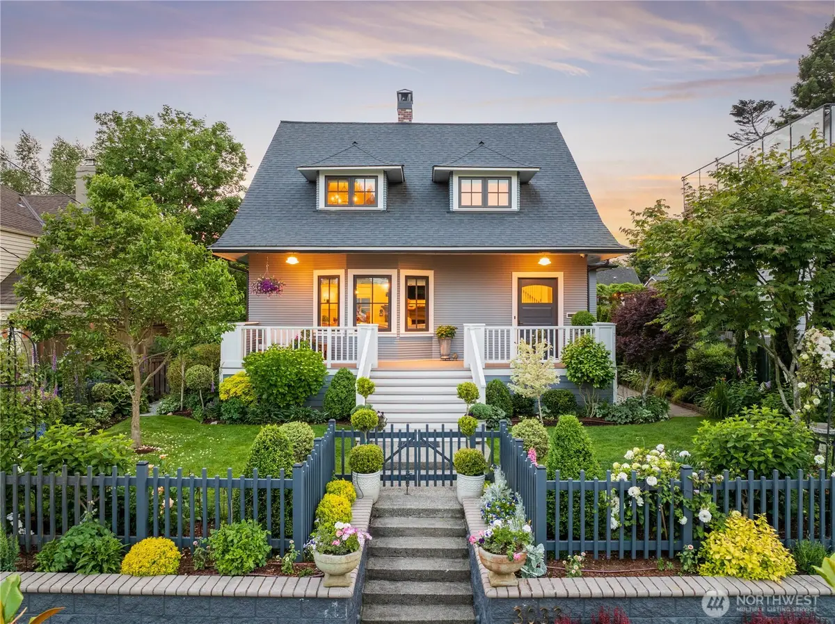 3033 27th Avenue W, Seattle, WA 98199 - #1