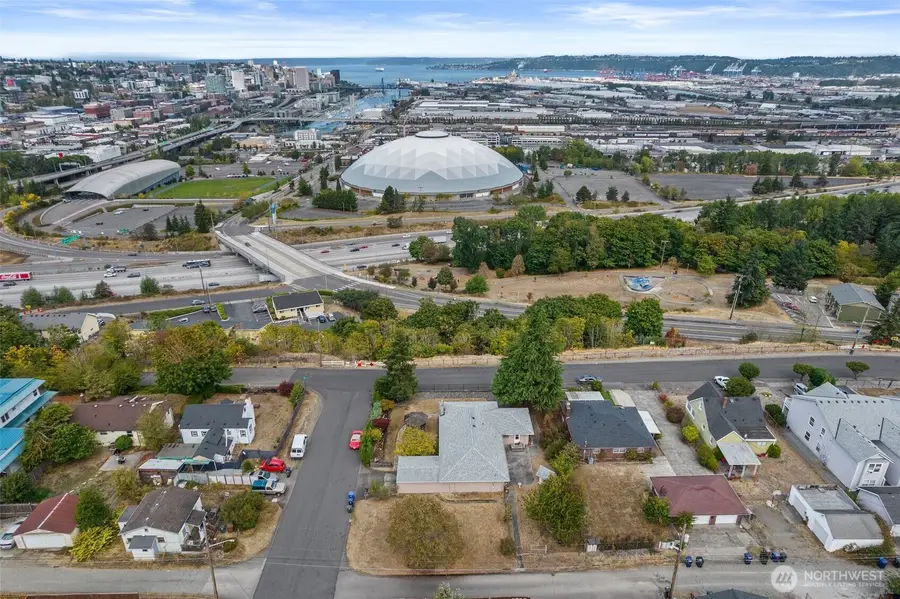 502 E 32nd Street #1, Tacoma, WA 98404 - #2