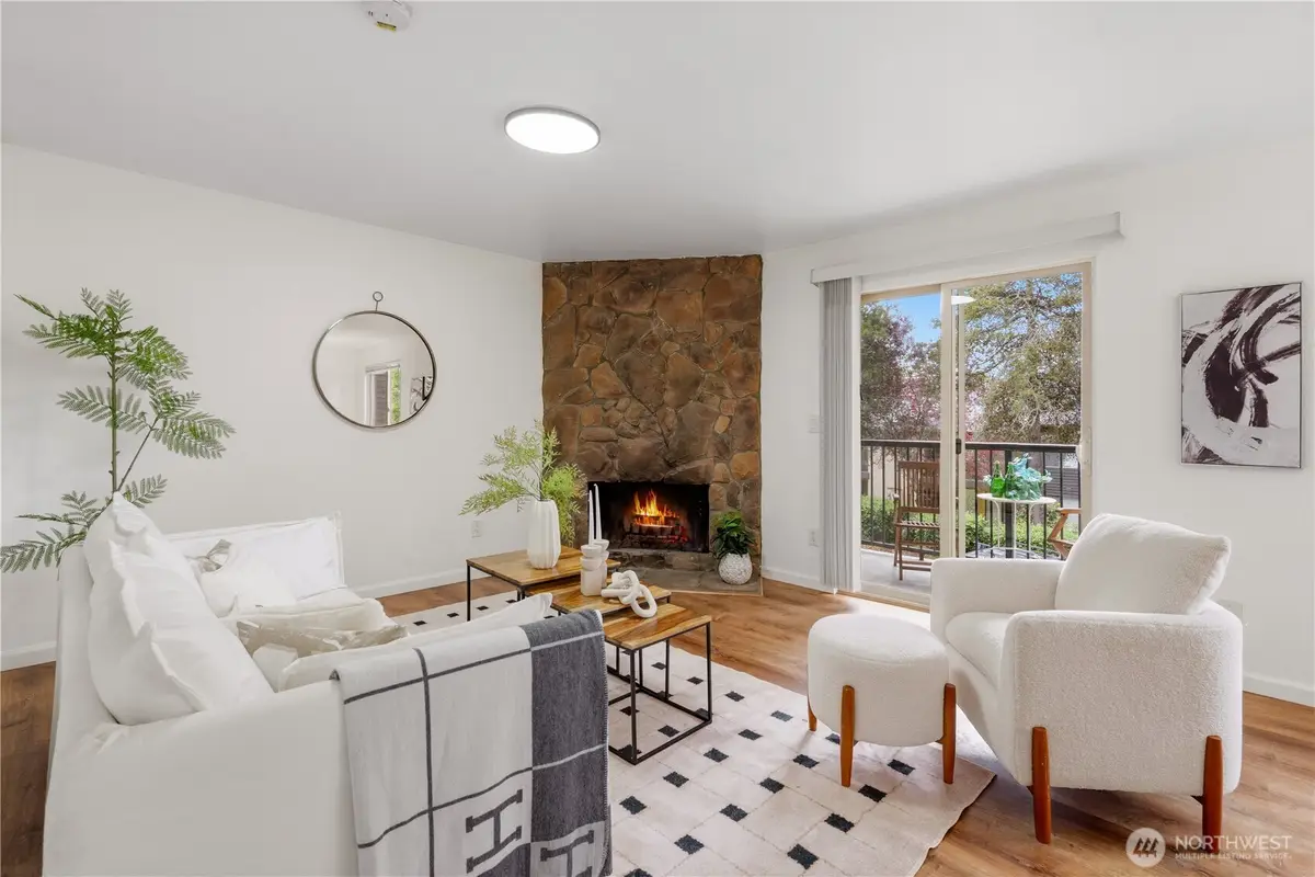 12525 NE 145th Place #F97, Kirkland, WA 98034 - #1