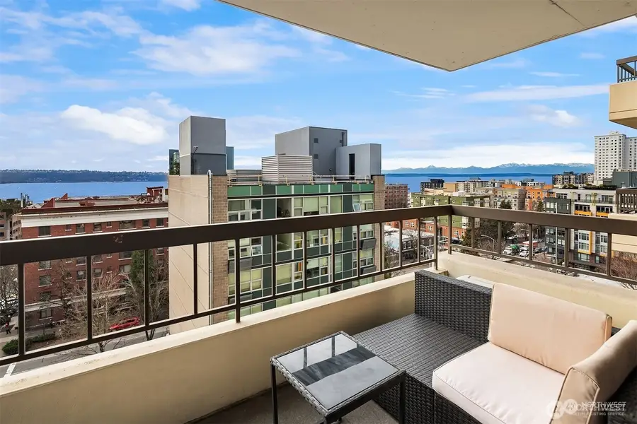 2201 3rd Avenue #1102, Seattle, WA 98121 - #3