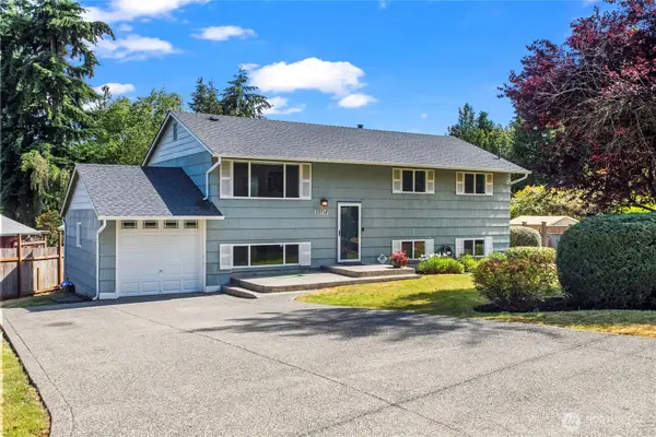 29718 3rd Avenue S, Federal Way, WA 98003