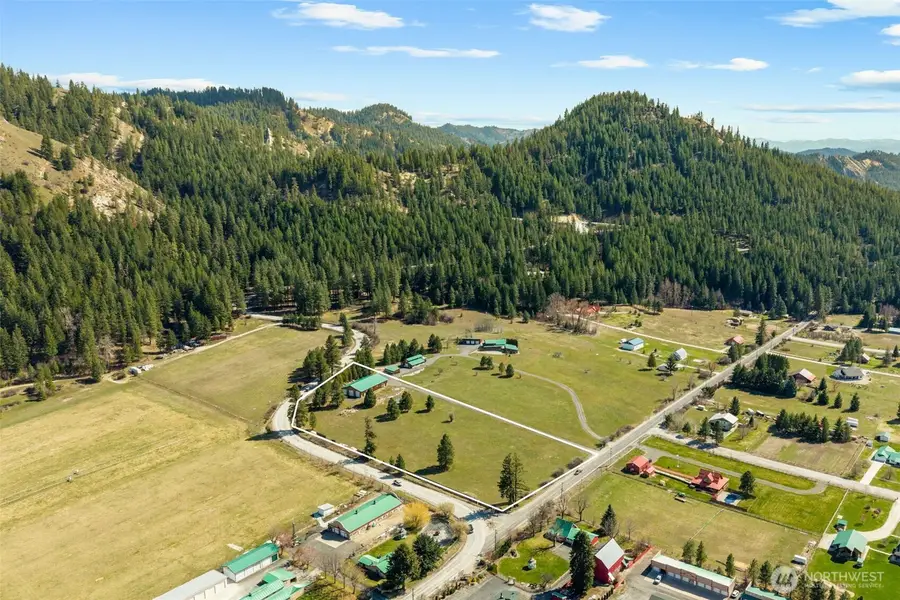 18553 Camp 12 Road, Leavenworth Lake Wenatchee, WA 98825 - #2