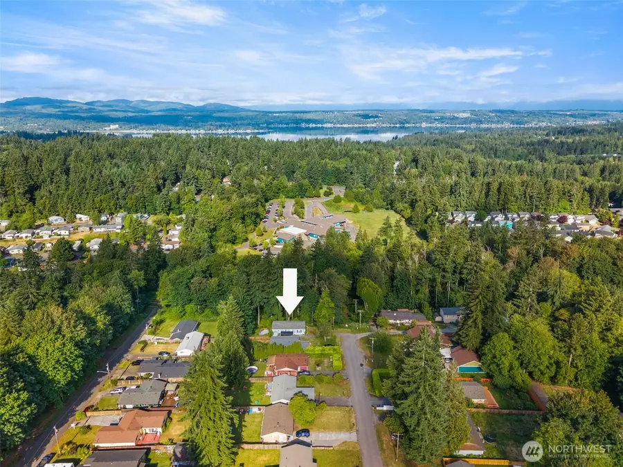 1259 NE Vena Avenue, Bremerton, WA 98311 - #2