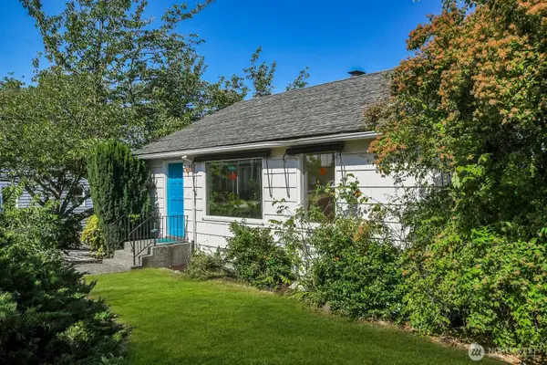 9118 Linden Avenue N, Seattle, WA 98103