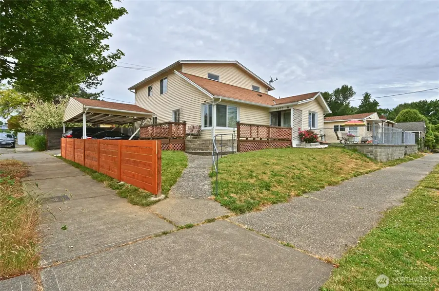 5402 S Cloverdale Street, Seattle, WA 98118 - #2