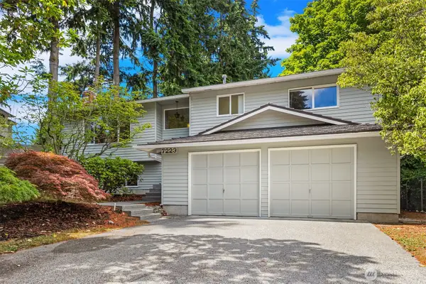 7223 NE 152nd Place, Kenmore, WA 98028