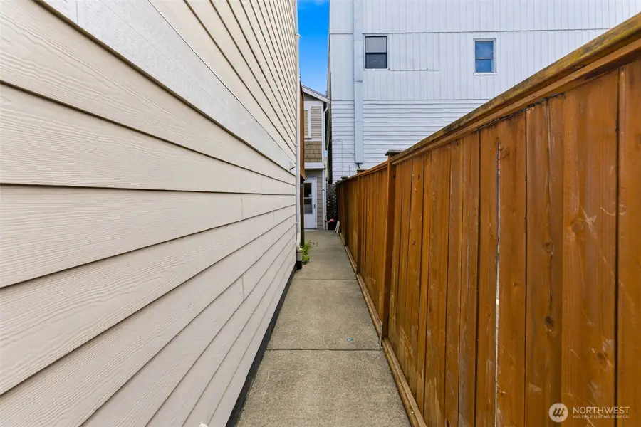 2611 6th Avenue #A, Tacoma, WA 98406 - #3