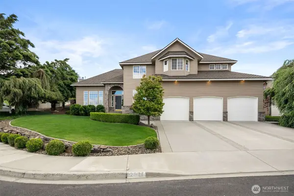 2021 Broadhurst Place, Wenatchee, WA 98801