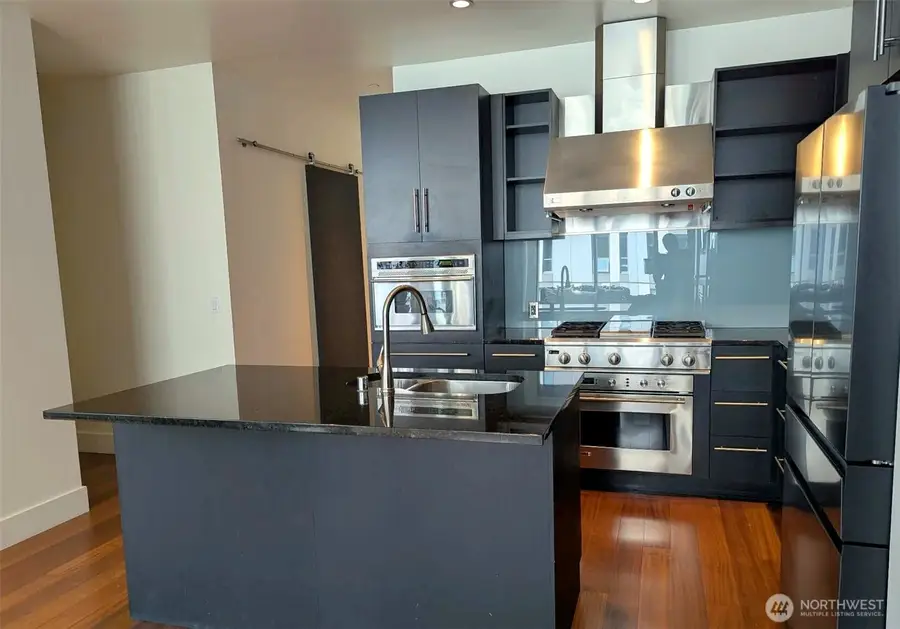 910 Lenora Street #S1502, Seattle, WA 98121 - #3