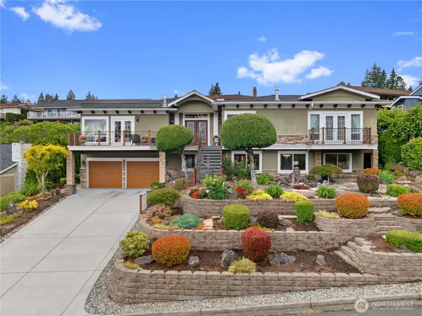413 174th Place Ne, Bellevue, WA 98008