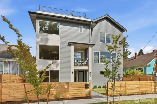 2710 58th Avenue Sw, Seattle, WA 98116