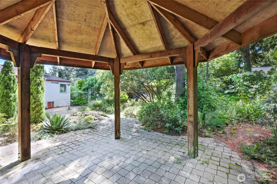 4010 SW 106th Street, Seattle, WA 98146 - #3