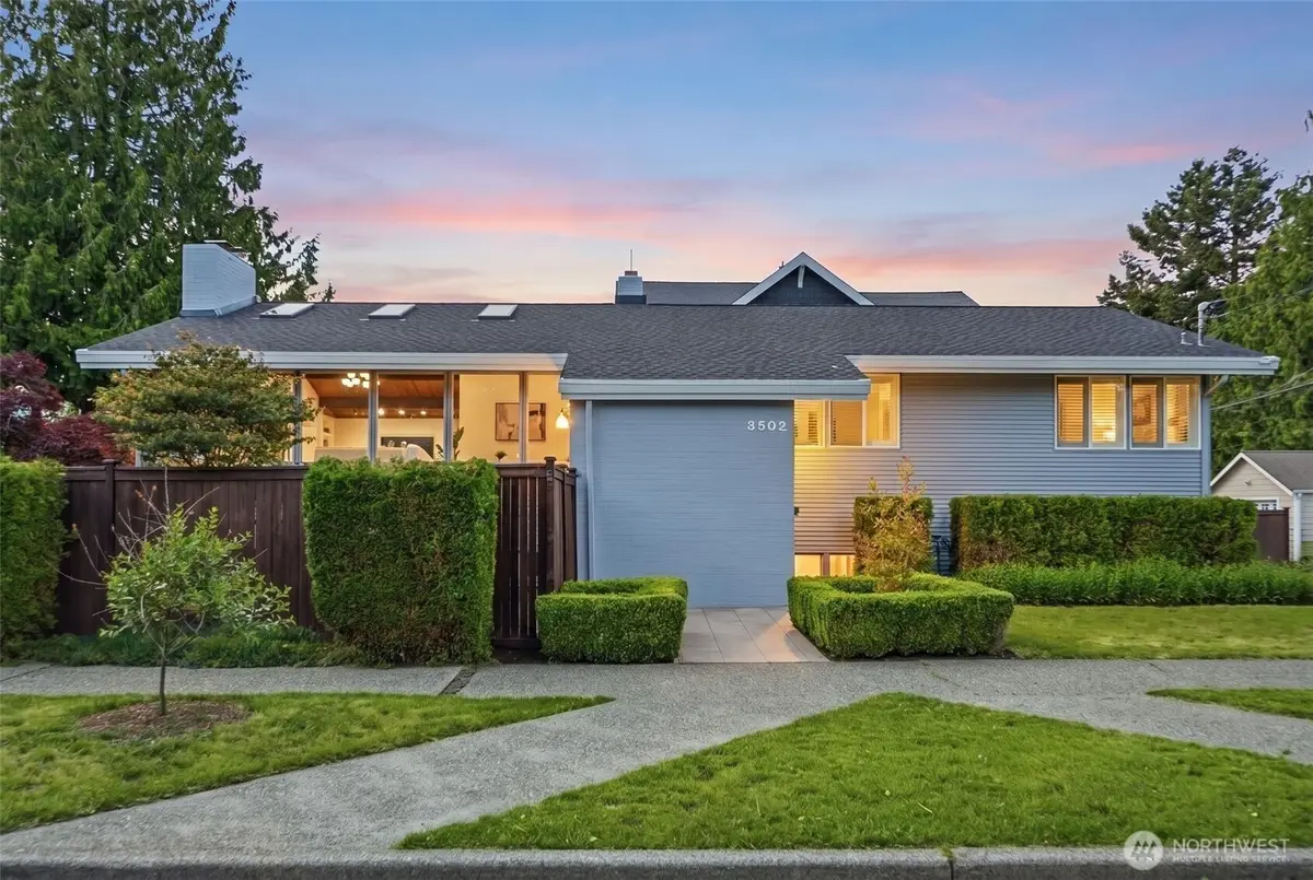 3502 29th Avenue W, Seattle, WA 98199 - #1