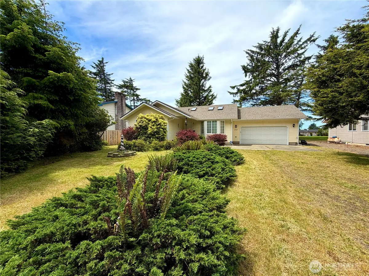 457 Dolphin Avenue Ne, Ocean Shores, WA 98569 - #1