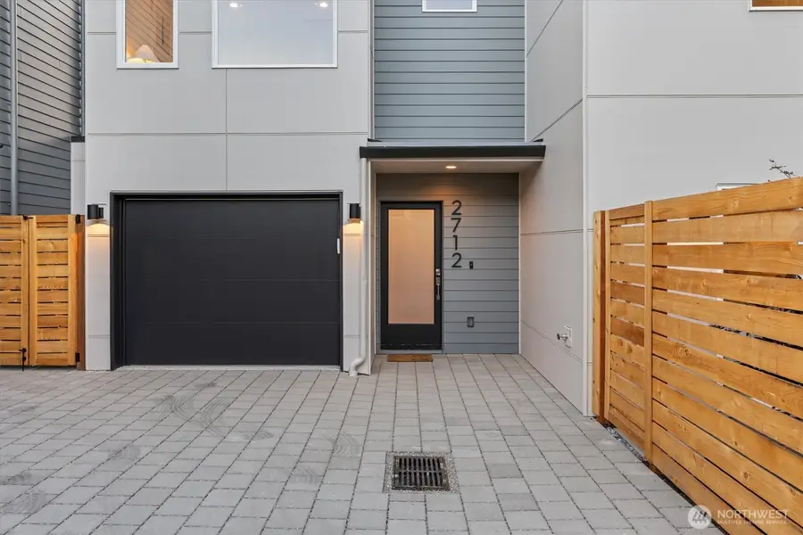 2712 58th Avenue Sw, Seattle, WA 98116 - #2