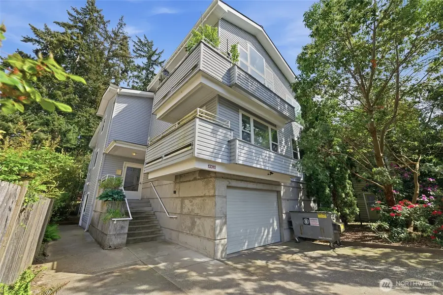 13310 Greenwood Avenue N, Seattle, WA 98133 - #2