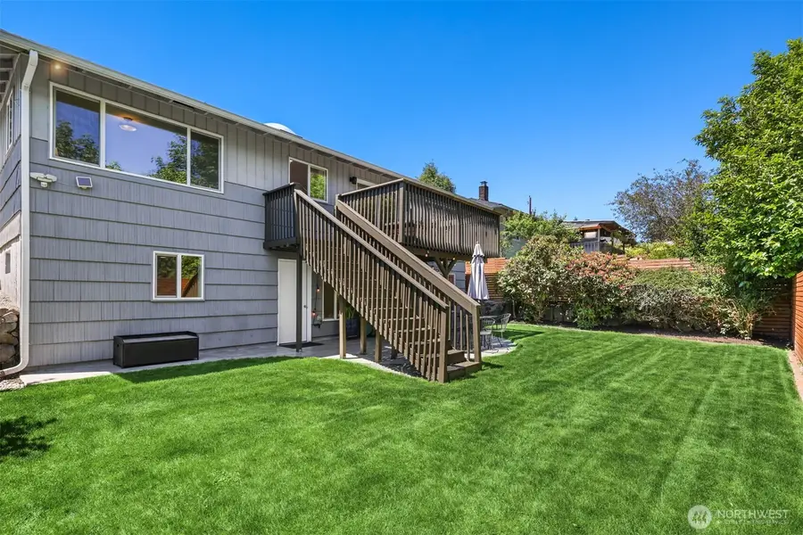 10750 66th Avenue S, Seattle, WA 98178 - #2