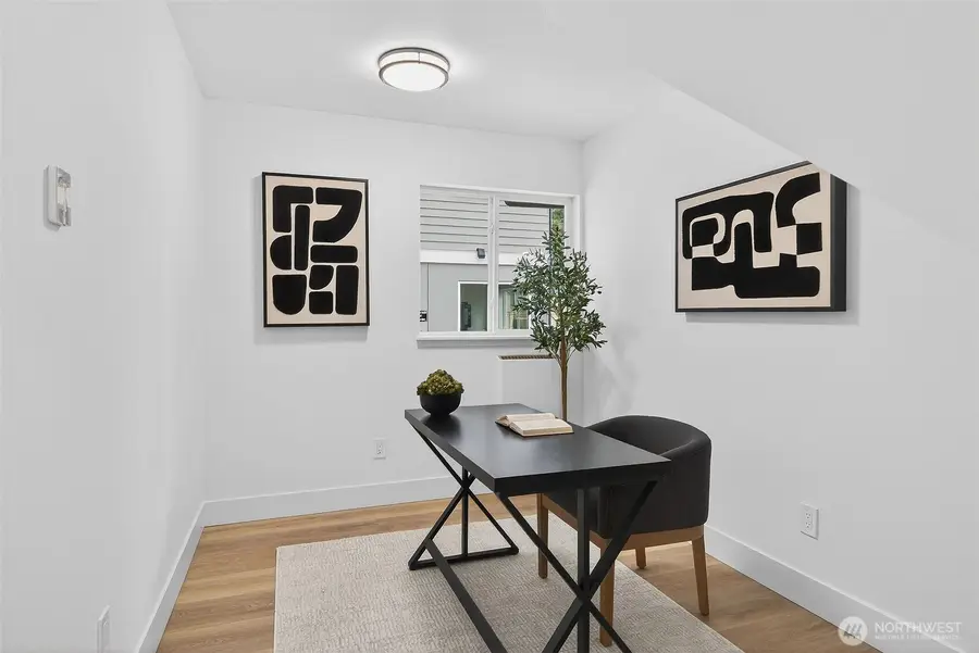 219 NE 185th Street #A, Shoreline, WA 98155 - #3