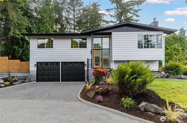 29853 8th Avenue Sw, Federal Way, WA 98023