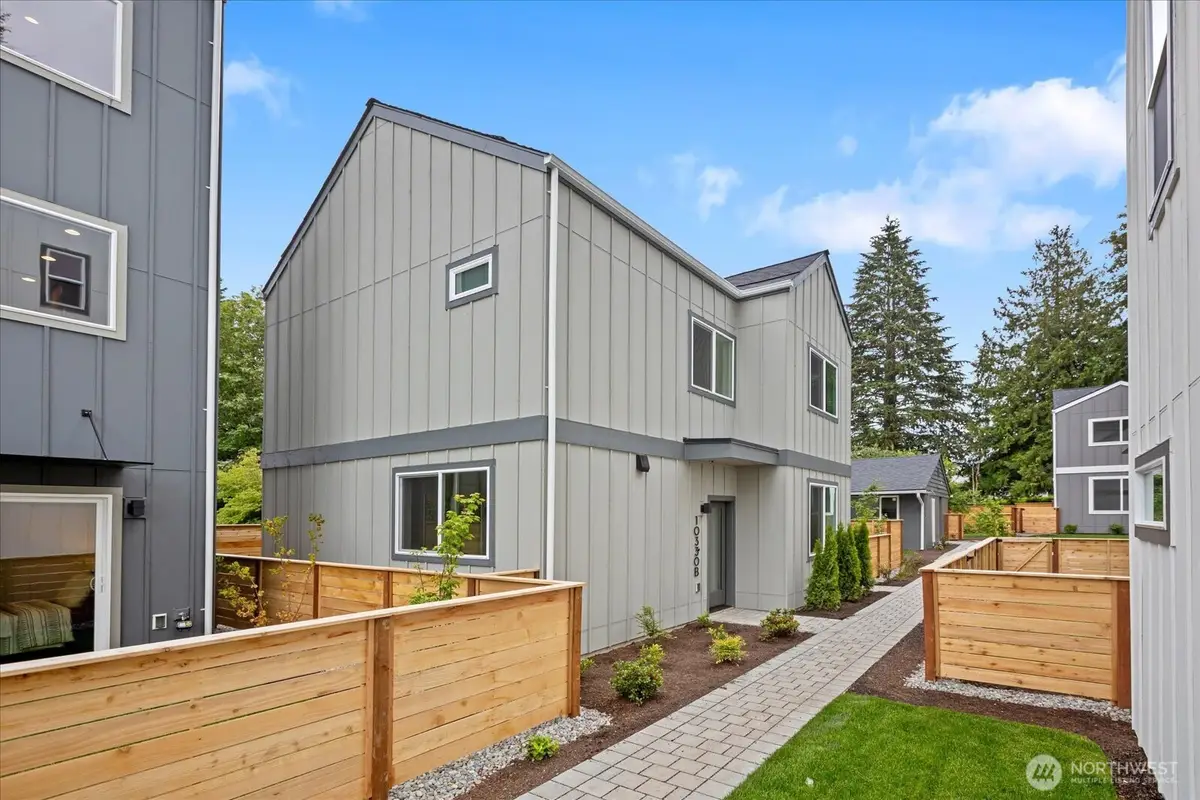 10330 Ashworth Avenue N #B, Seattle, WA 98133 - #1