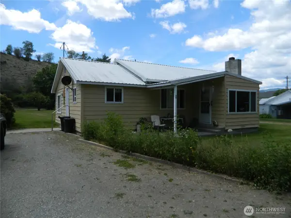 34 Bonaparte Avenue, Tonasket, WA 98855