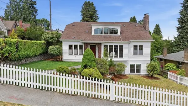 1902 NE 73rd Street, Seattle, WA 98115