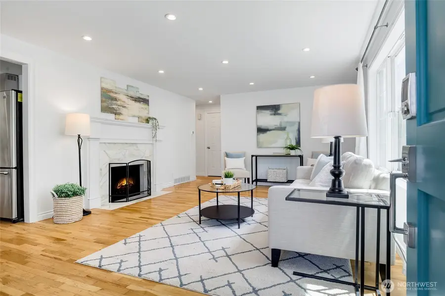 11516 Meridian Avenue N, Seattle, WA 98133 - #2