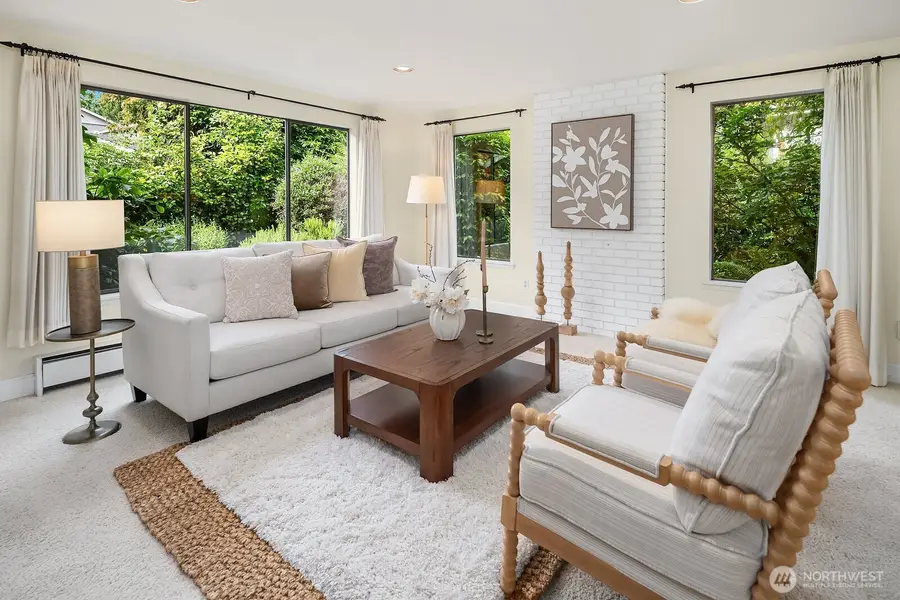 2958 72nd Avenue Se, Mercer Island, WA 98040 - #3