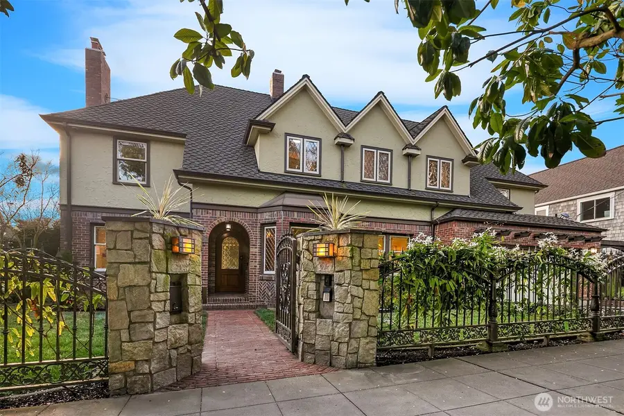 2409 29th Avenue W, Seattle, WA 98199 - #3