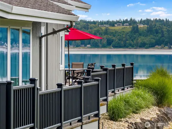 6591 NE North Shore Road, Belfair, WA 98528