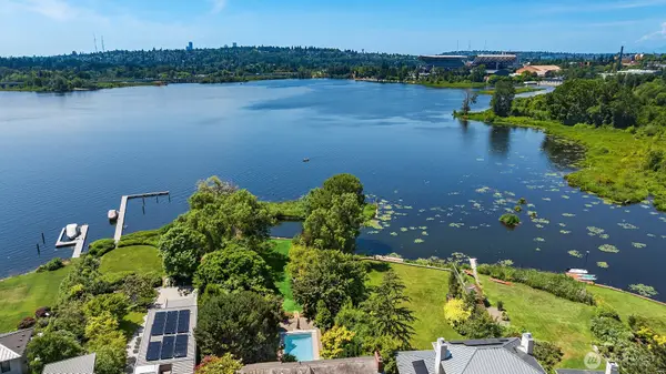 3925 NE Surber Drive, Seattle, WA 98105