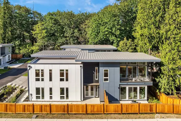 3983 162nd Place Se, Bellevue, WA 98006