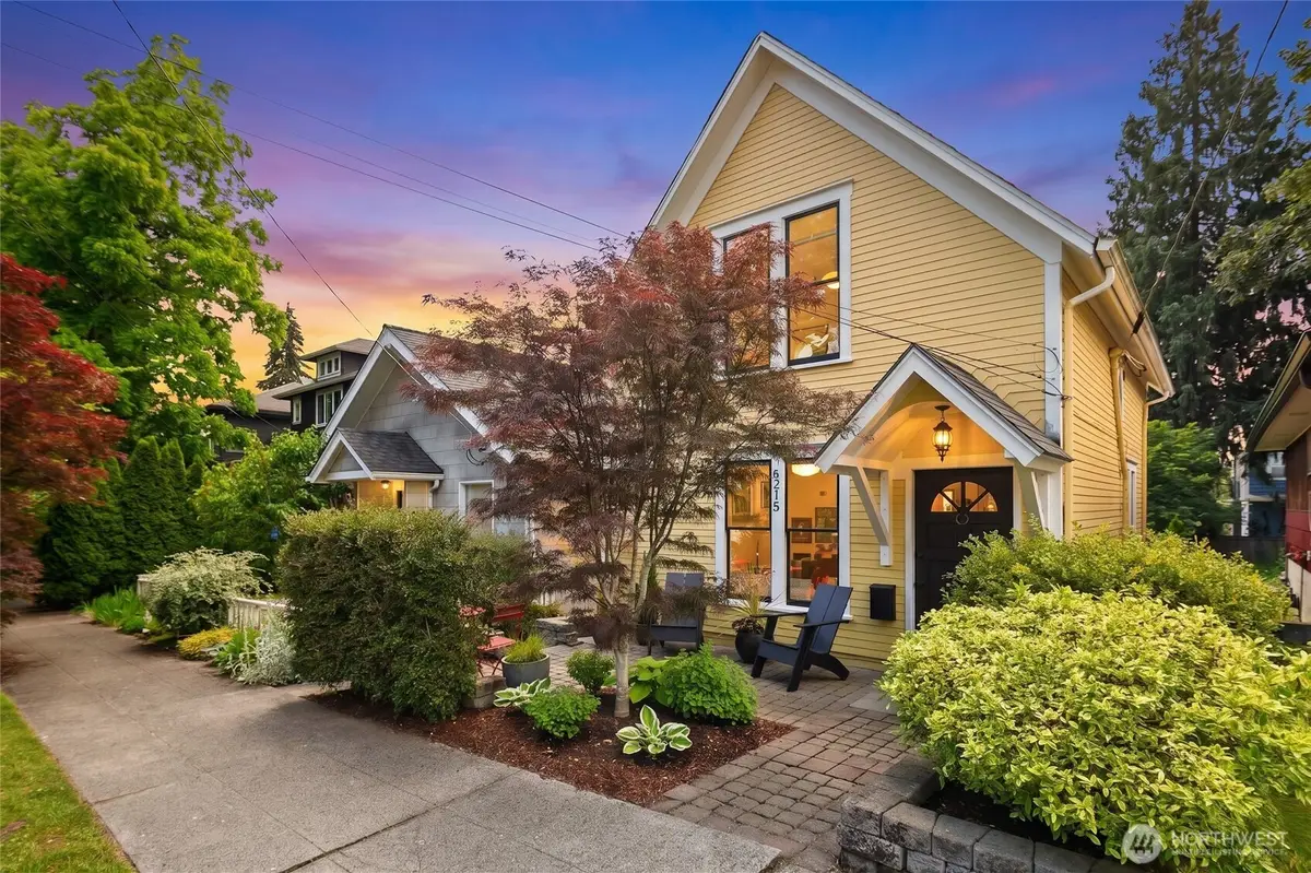 6215 27th Avenue Ne, Seattle, WA 98115 - #1