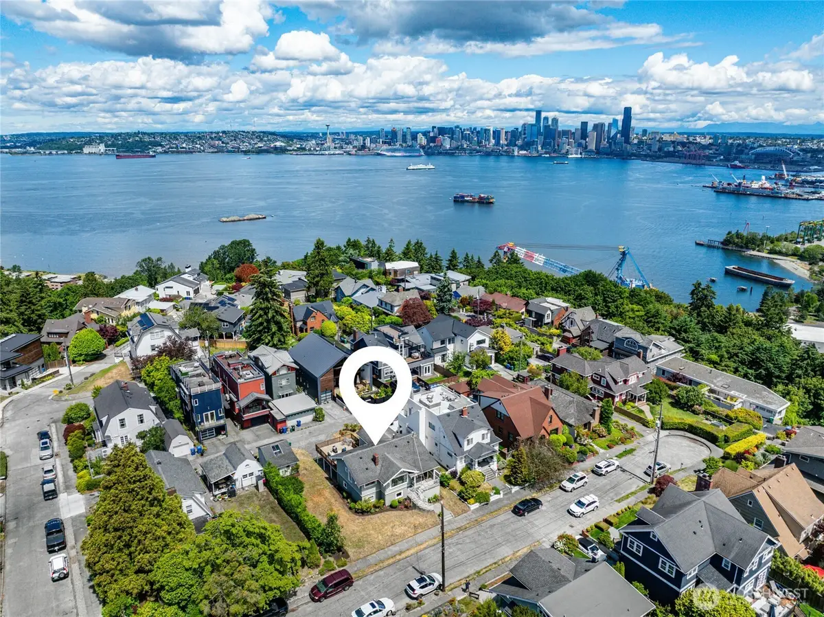 3722 SW Grayson Street, Seattle, WA 98126 - #1