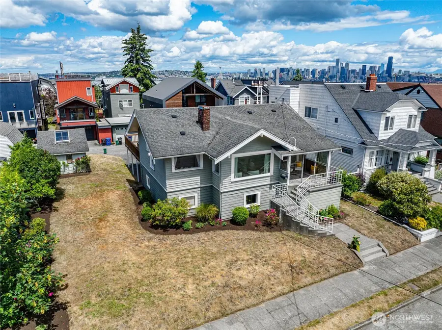 3722 SW Grayson Street, Seattle, WA 98126 - #2