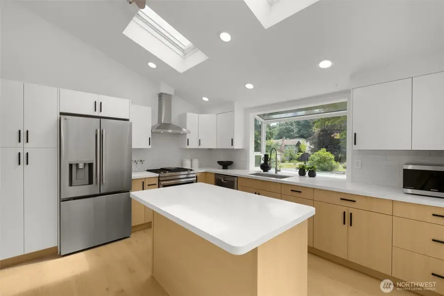 9416 NE 143rd Street, Kirkland, WA 98034 - #3