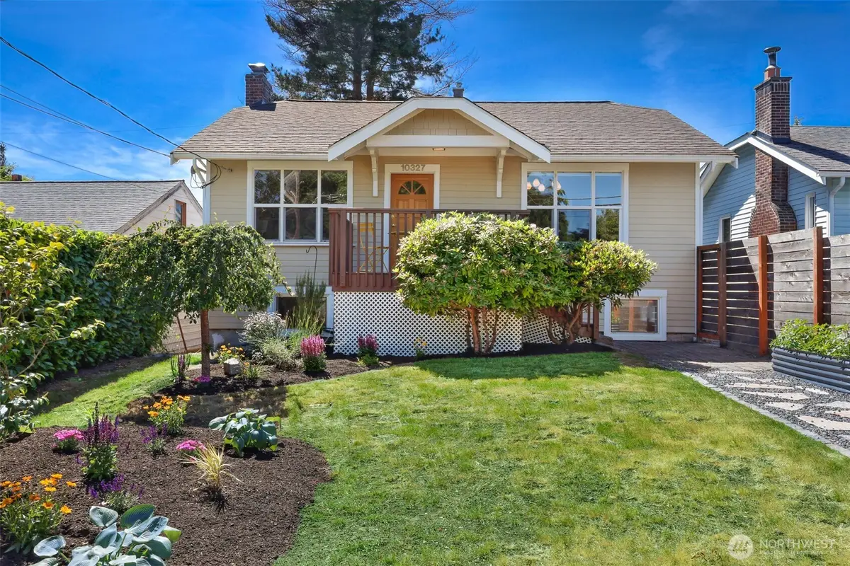 10327 Stone Avenue N, Seattle, WA 98133 - #1