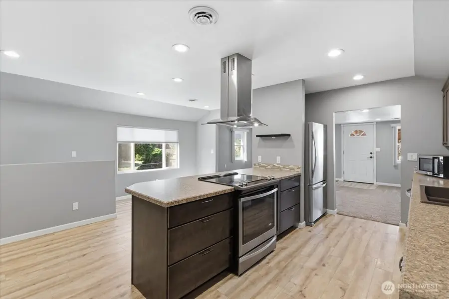 219 Washington Place, Electric City, WA 99123 - #3