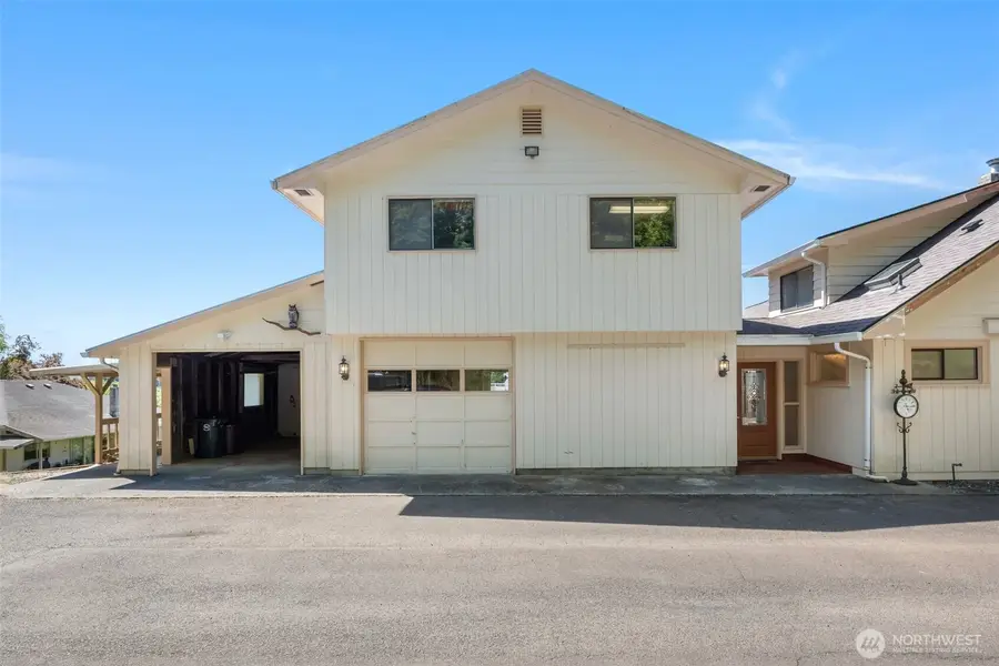 420 Adams Street, Hoquiam, WA 98550 - #2