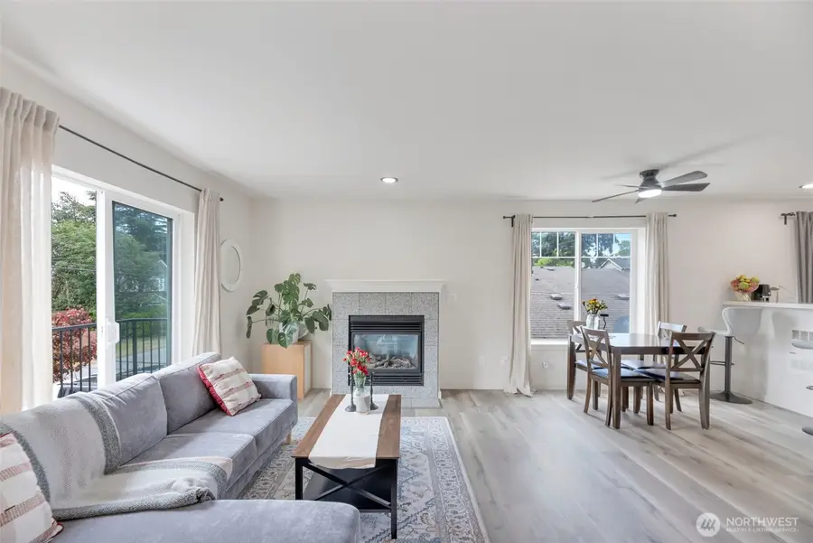 536 N 103rd #A, Seattle, WA 98133 - #2