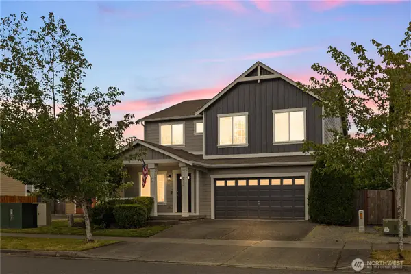 213 Bondgard Avenue E, Enumclaw, WA 98022
