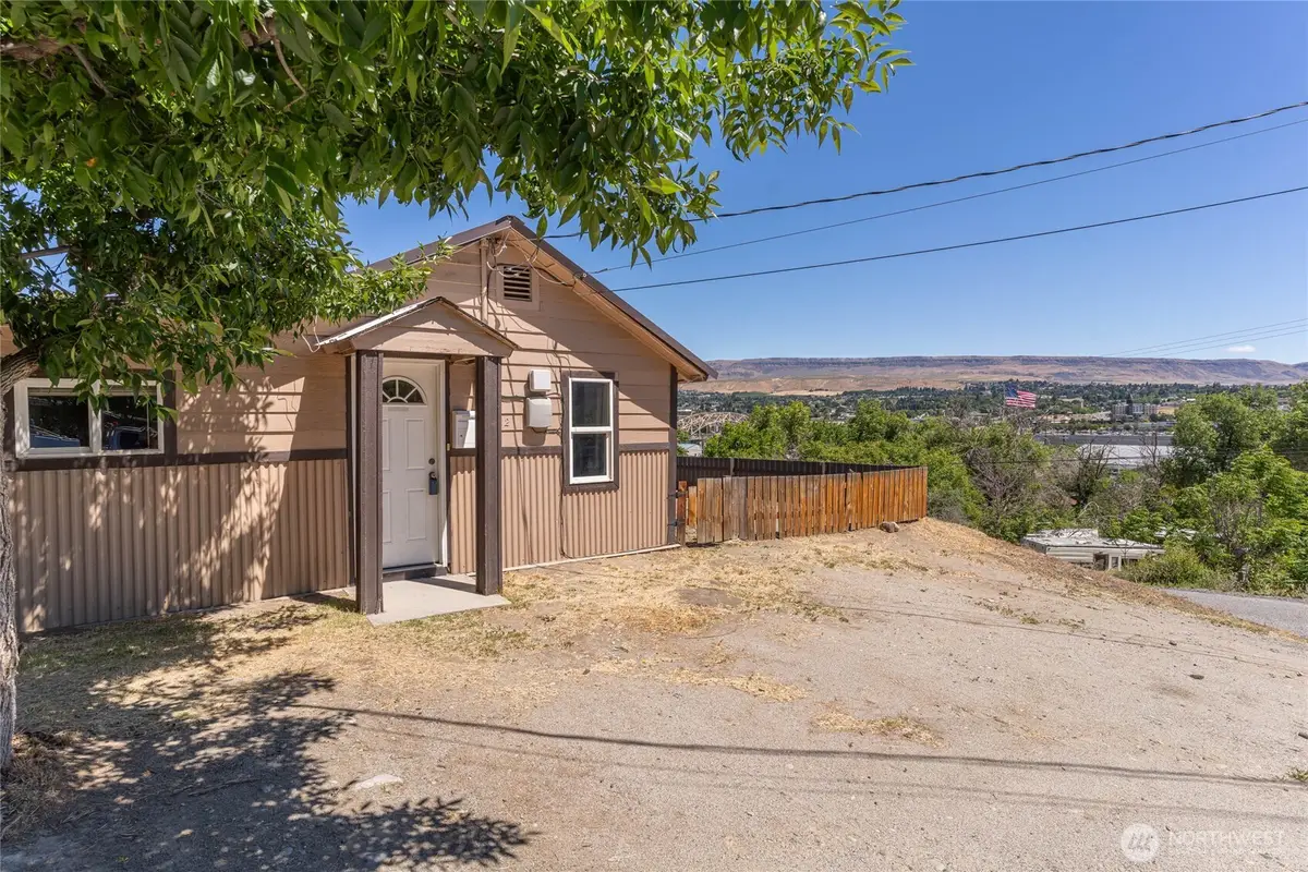 1522 Crescent St, Wenatchee, WA 98801 - #1