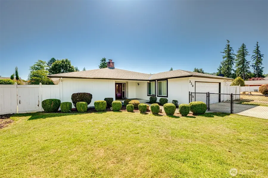 320 Fir Avenue, Woodland, WA 98674 - #2