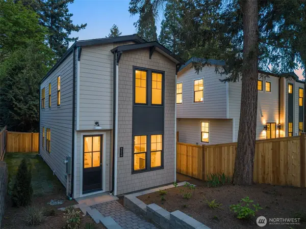 9210 116th Avenue Ne, Kirkland, WA 98033