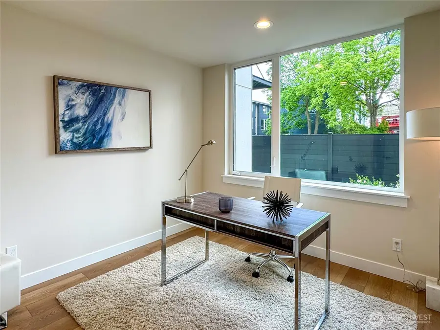 6947 42nd Avenue S, Seattle, WA 98118 - #2