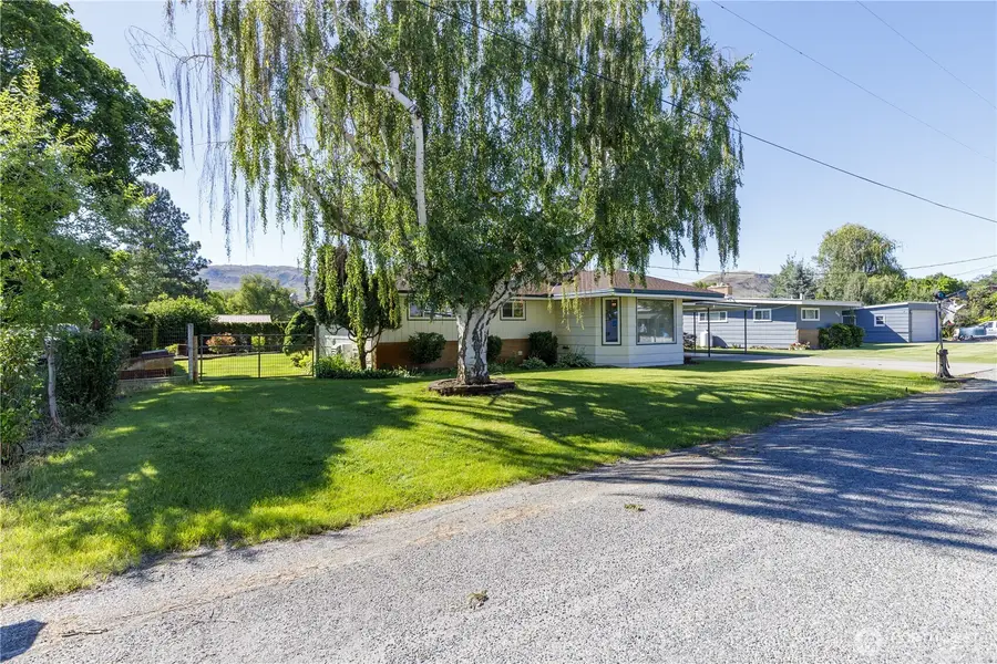 2080 James Avenue, Okanogan, WA 98840 - #3