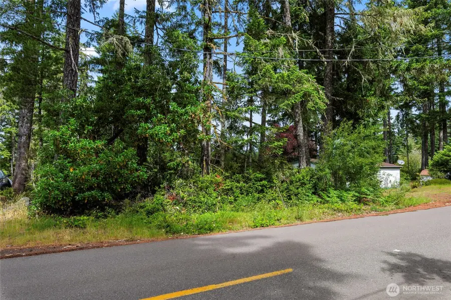 1870 E Trails End Drive #18, Belfair, WA 98528 - #2