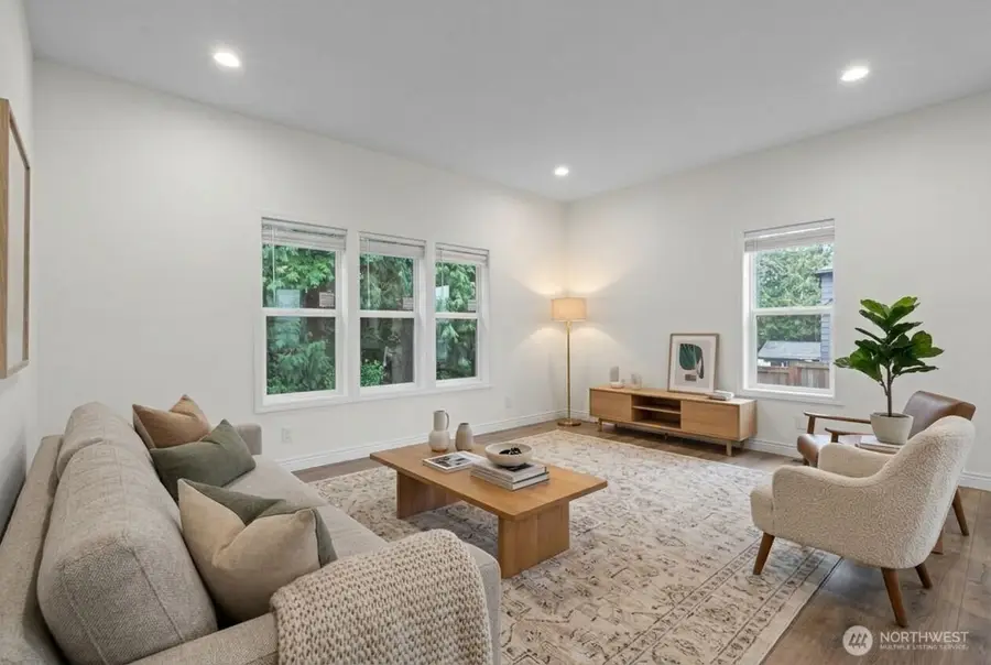 226 E Orange Avenue, Burlington, WA 98233 - #2