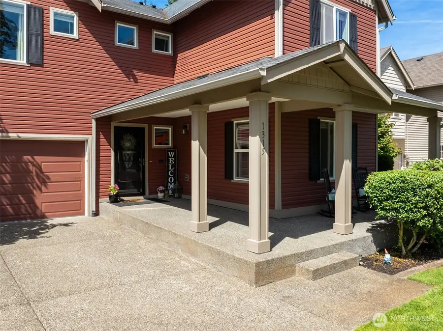 1315 Foreman St, Dupont, WA 98327 - #2